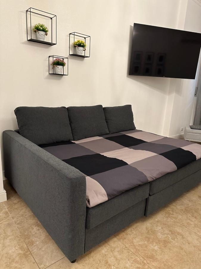 San Babila - Luxury Milanese Apartment Bagian luar foto