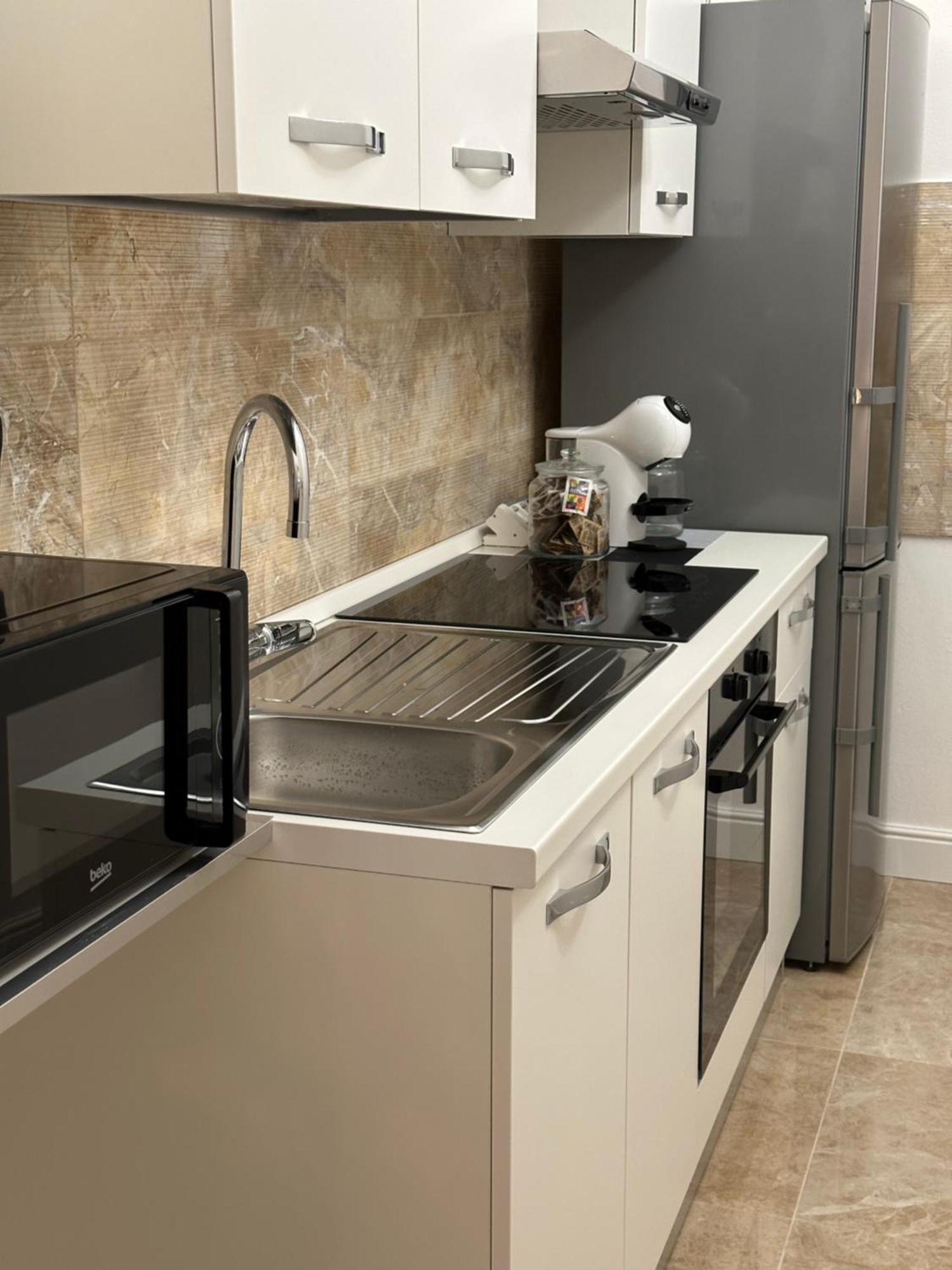 San Babila - Luxury Milanese Apartment Bagian luar foto